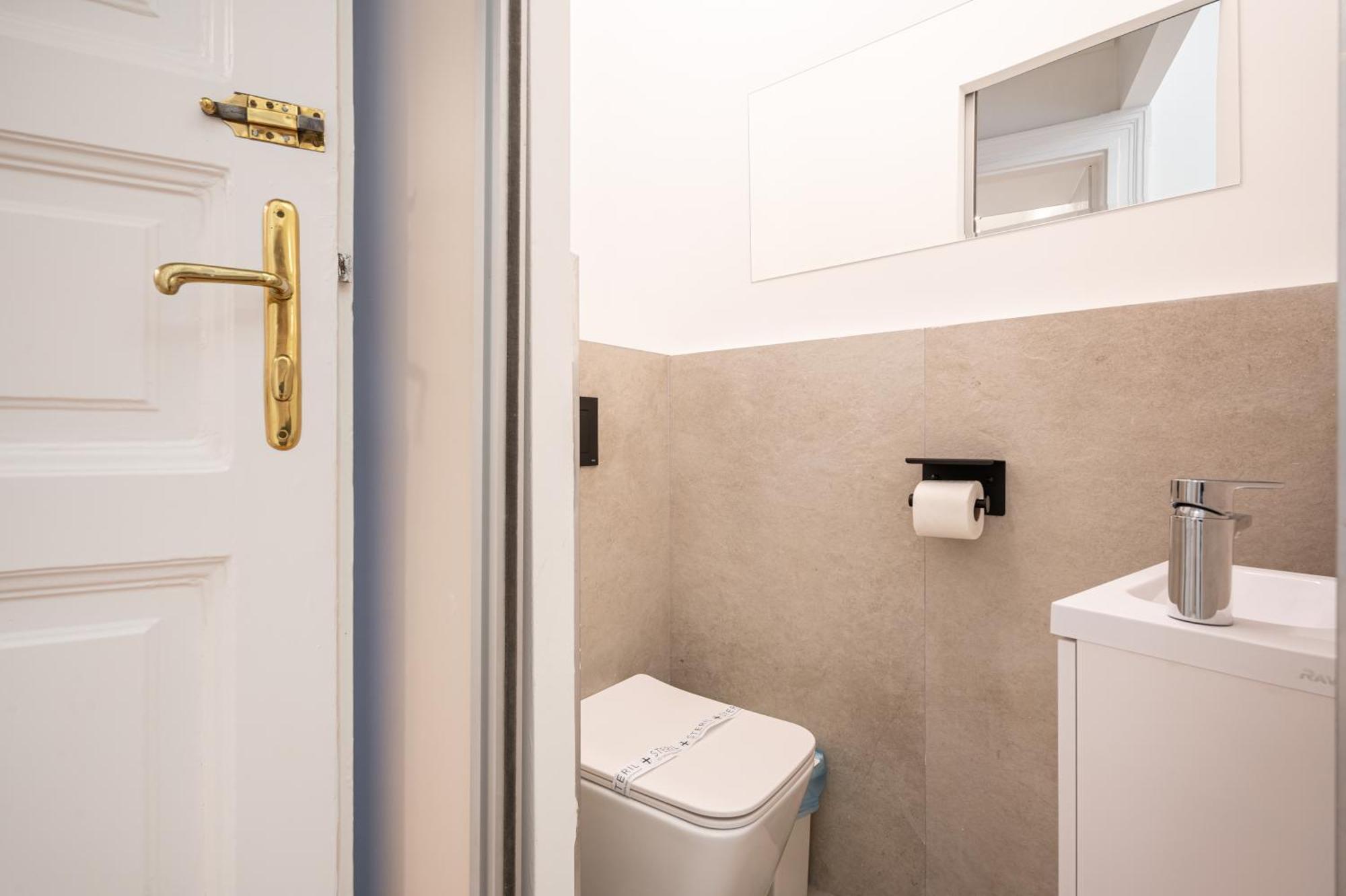 Apartamento Crystal Cove 2-bdr Budapeste
