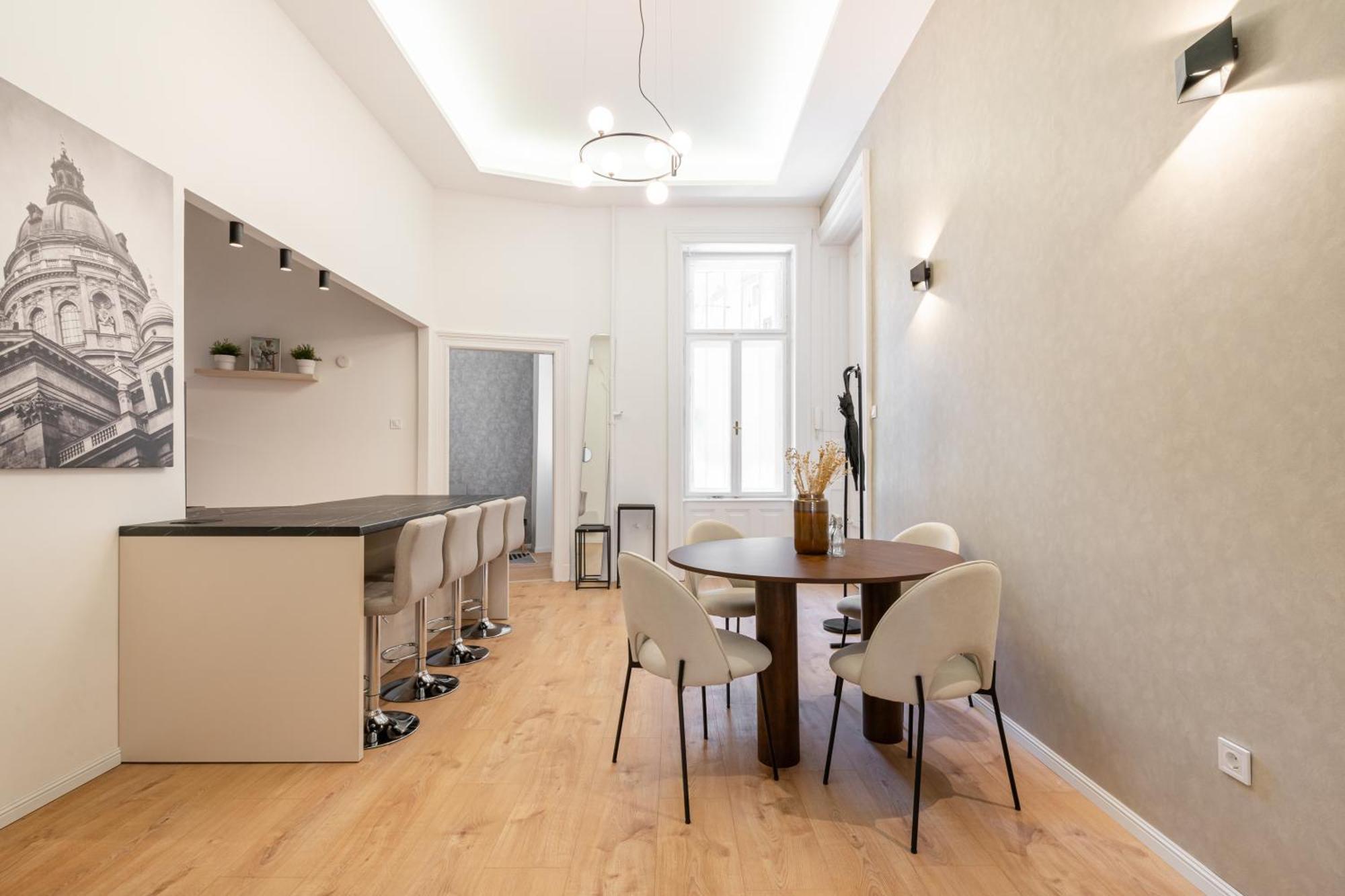 Apartment Crystal Cove 2-bdr